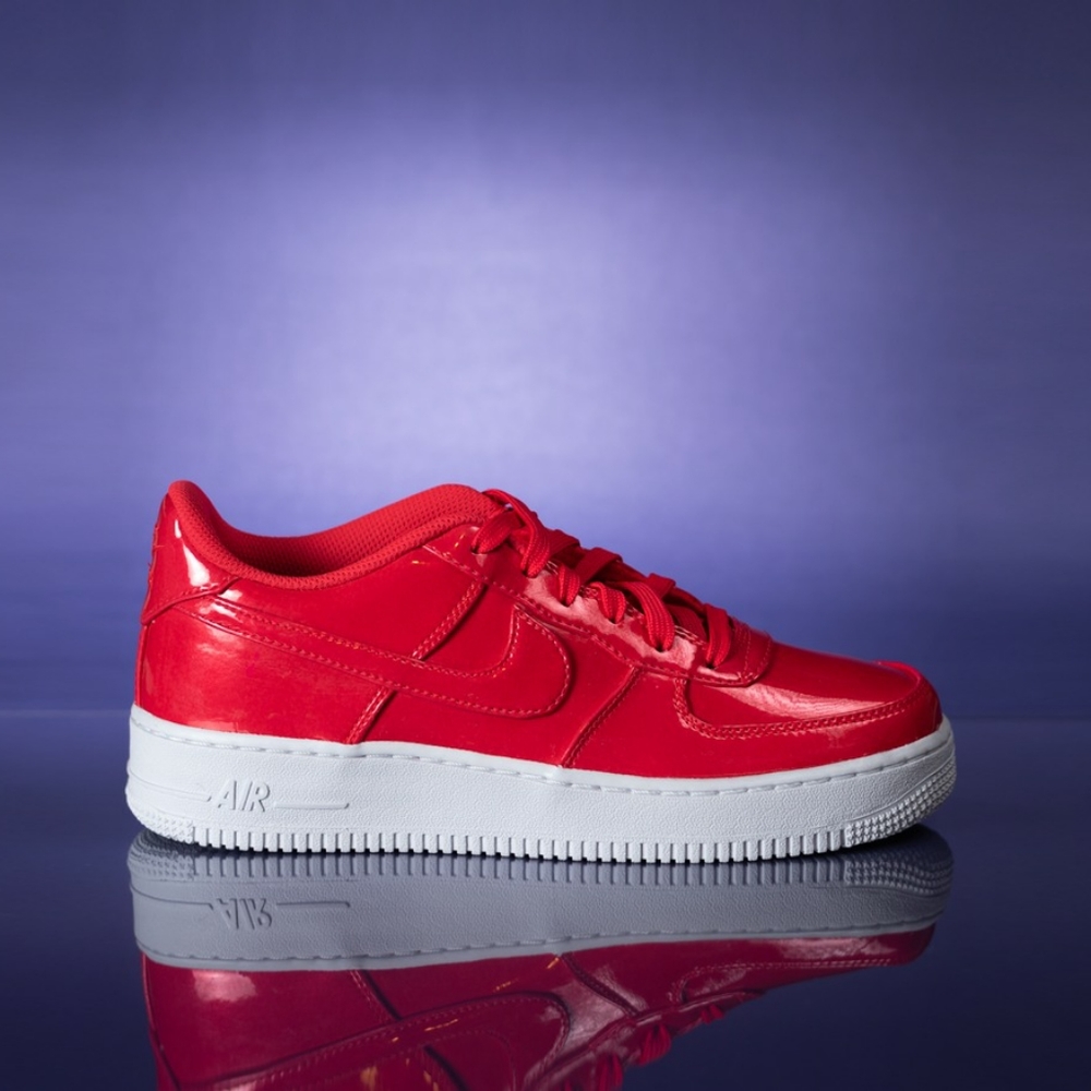 Nike Air Force 1 LV8
